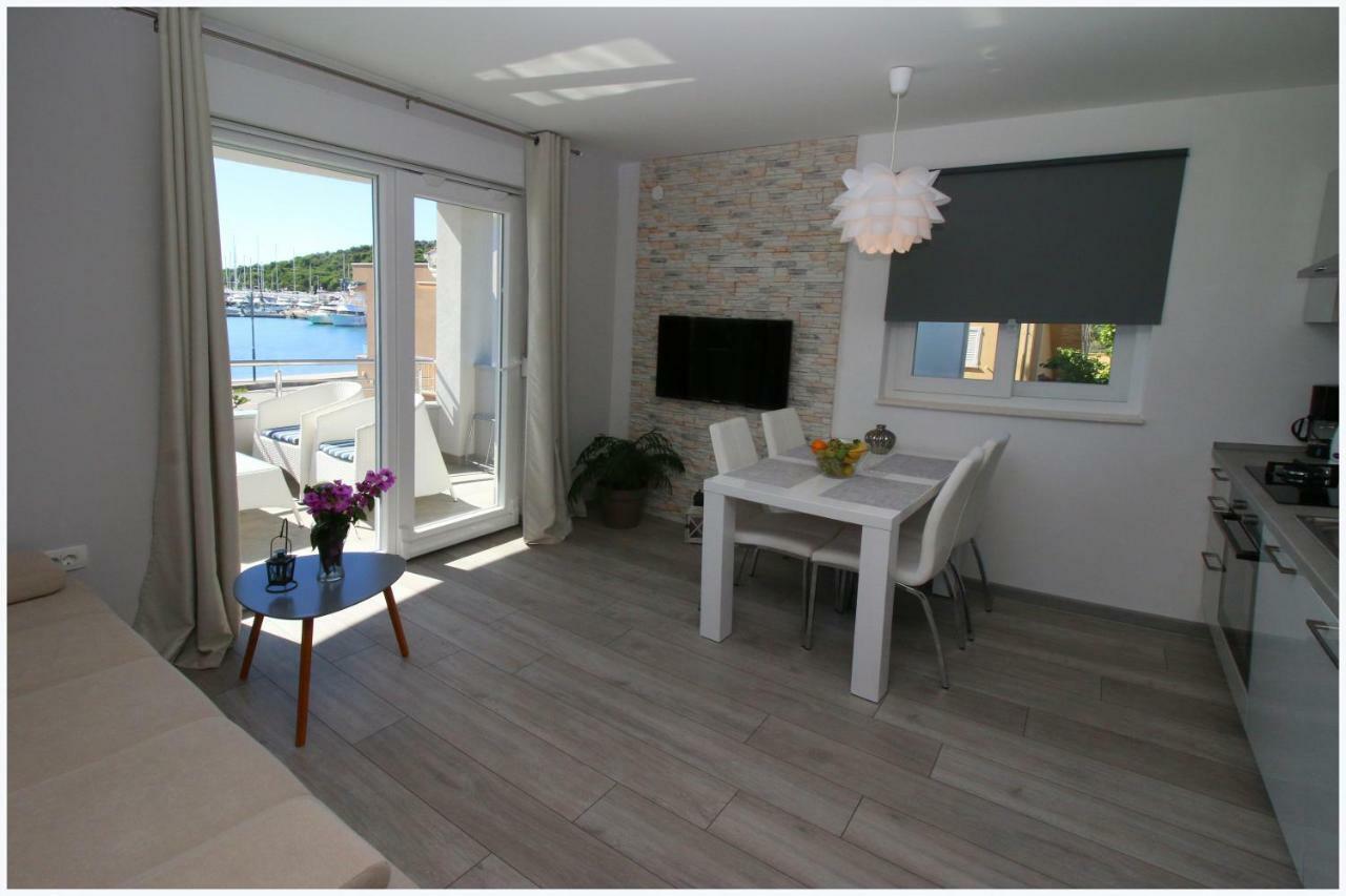 Apartments Silver Beauty Rogoznica  Dış mekan fotoğraf