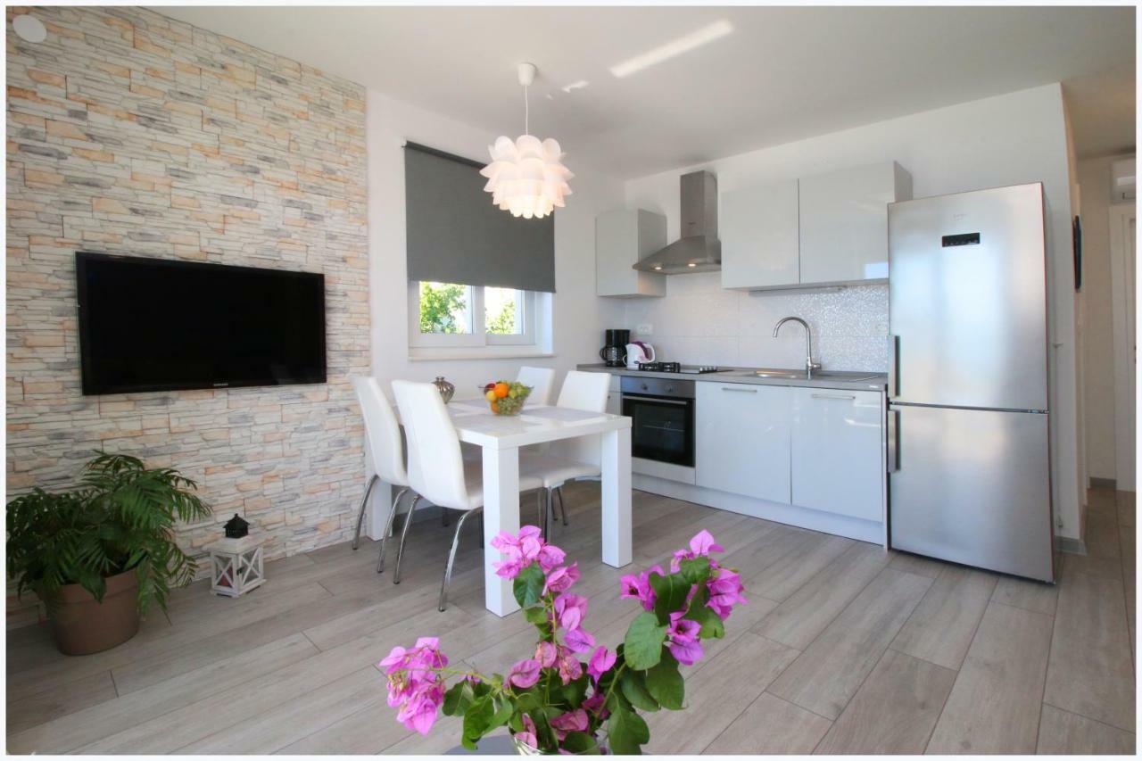 Apartments Silver Beauty Rogoznica  Dış mekan fotoğraf