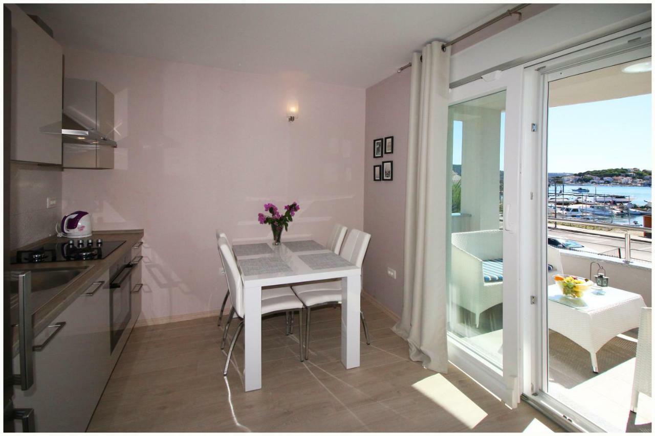 Apartments Silver Beauty Rogoznica  Dış mekan fotoğraf