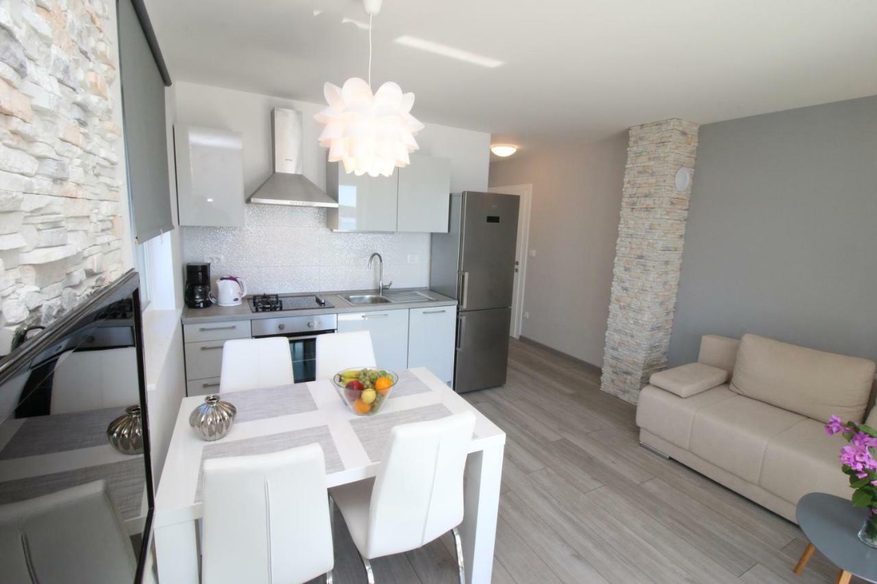 Apartments Silver Beauty Rogoznica  Dış mekan fotoğraf
